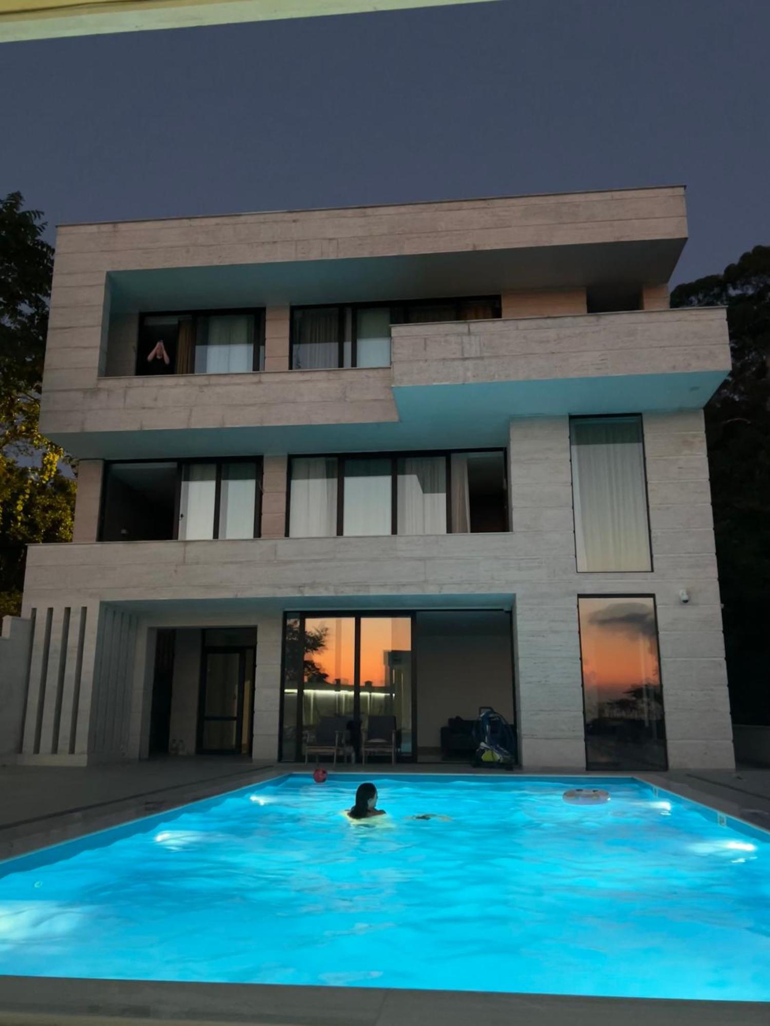 Villa Sunlight 고니오 외부 사진